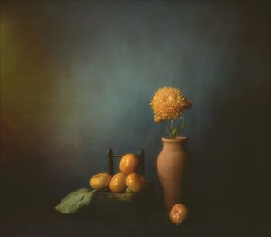 秋の柿の静物画