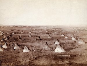 1891年のラコタ族の村（John Grabill氏撮影