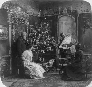 愛のない家などありえない、1900年頃（モノクロ写真 作： John D. Cress