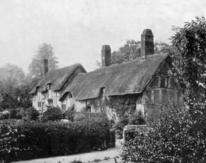 イギリス、ストラットフォード・アポン・エイボンのアン・ハサウェイ（シェイクスピアの妻）のコテージ（家）、1890年頃の写真（モノクロ写真