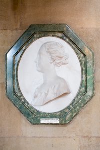 マーガレット・キャベンディッシュ（後のポートランド公爵夫人）のバス・レリーフ、1723年頃（大理石製