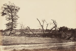 1865年4月、コールドハーバーの南軍の極限作業所（アルブメンプリントが織り紙にマウントされています） 作： John Reekie