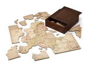 ヨーロッパはその王国に分割されました、c.1766（木に取り付けられた手描きの刻まれたシート）
