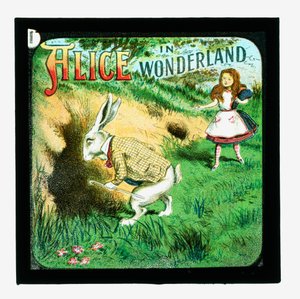 不思議の国のアリス、色付きのランタンスライド 作： John Tenniel