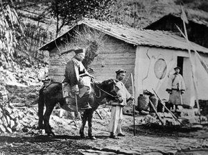 乗馬の軍用北京語、1871年頃 作： John Thomson