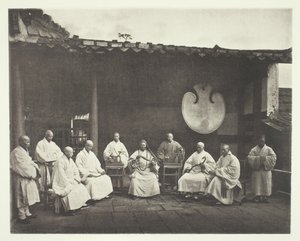 クシャンの修道院長と僧侶、c。 1868年。 作： John Thomson