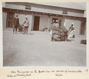 ラザヴィー・ホラーサーン州、イラン、1908年頃（白黒写真） 作： John Williams Watson
