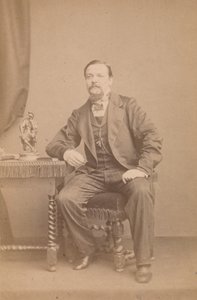 ジョージ・オーガスタス・サラ、1860年代。 作： John and Charles Watkins