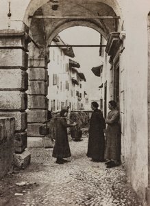 アルバム "Meine weltkriegs - Erinnerungen South-West Front (Carinthia, Italien, South Tyrol) (私の世界大戦-南西戦線の思い出（カリンシア、イタリア、トレンティーノ・アルト・アディジェ）1915/03/1931-12/11/1918 - Josef Zohles Wien ": トニアの風景（モノクロ写真）。 作： Josef Zohles