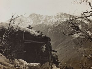アルバム「Meine weltkriegs - Erinnerungen South-West Front (Carinthia, Italien, South Tyrol) (私の世界の戦争-南西戦線の思い出（カリンシア、イタリア、トレンティーノ・アルト・アディジェ）1915/03/1915-12/11/1918 - Josef Zohles Wien ": ブリシアの避難所の軍隊(