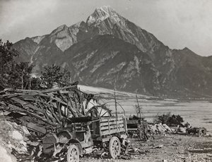 アルバム "Meine weltkriegs - Erinnerungen South-West Front (Carinthia, Italien, South Tyrol) (私の世界大戦-南西戦線の思い出（カリンシア、イタリア、トレンティーノ・アルト・アディジェ）31/03/1915-12/11/1918 - Josef Zohles Wien ": Tagliamento川で（b 作： Josef Zohles