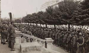 アルバム "Meine weltkriegs - Erinnerungen South-West Front (Carinthia, Italien, South Tyrol) (私の世界大戦-南西戦線の記憶（カリンシア、イタリア、トレンティーノ・アルト・アディジェ）1915年3月31日-1918年11月19日 - Josef Zohles Wien ": 多くの捕虜を抱えた兵士たち。