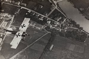 アルバム "Meine weltkriegs - Erinnerungen South-West Front (Carinthia, Italien, South Tyrol) (私の世界大戦-南西戦線の思い出（カリンシア、イタリア、トレンティーノ・アルト・アディジェ）1915/03/1931-12/11/1918 - Josef Zohles Wien ": 航空機検査（モノクロ写真 作： Josef Zohles