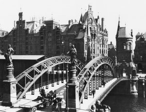シュパイヒャーシュタット（倉庫街）ハンブルクの橋、1910年頃