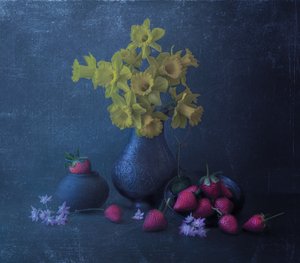  作： 