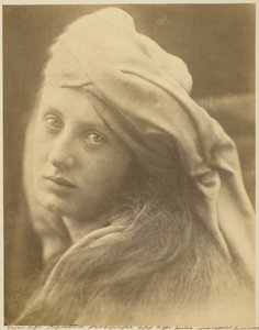 ベアトリス・チェンチの研究、1870 年 9 月。 作： Julia Margaret Cameron