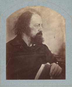 アルフレッド・ロード・テニスン、1865年。 作： Julia Margaret Cameron