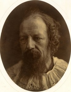 アルフレッド・ロード・テニソン、1866年7月4日。 作： Julia Margaret Cameron