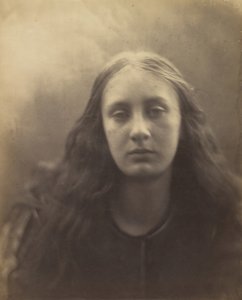 クリスタベル、1866年。 作： Julia Margaret Cameron