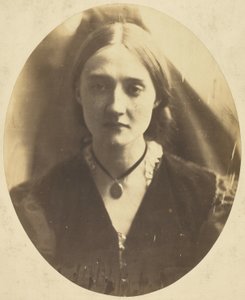 ハーバート・フィッシャー夫人 作： Julia Margaret Cameron