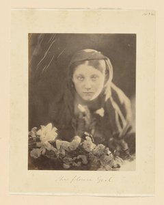 フラワーガール 作： Julia Margaret Cameron