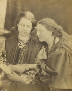 はいまたはいいえ、1865年。 作： Julia Margaret Cameron