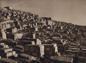 エルサレム、ユダヤ人の墓のあるヨホシャファトの谷 (白黒写真) 作： Karl Grober
