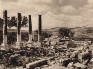 サマリア、ヘロデ王の宮殿の遺跡 (白黒写真)