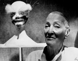 ドイツの画家・彫刻家、メレト・オッペンハイムの肖像（モノクロ写真 作： Karl Heinz Bast