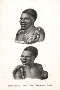 ヴァン・ディーメンズ・ランド、タスマニアの先住民。グルー・アガラは胸に傷跡があり、動物の皮のマントを羽織った男、アーラ・マイダはカンガルーのパプースを背負い、子供を背負った女。タスマニア原住民は植民者によって絶滅させられた。ニコラ・マルティより引用 作： Karl Joseph Brodtmann