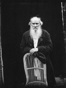 著者Leo Tolstoy、1902 作： Karl Karlovich Bulla