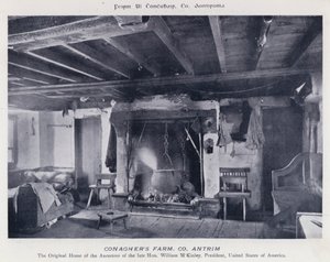 コナガーズ・ファーム、カウンティ・アントリム（モノクロ写真 作： Karl Karlovich Piratsky