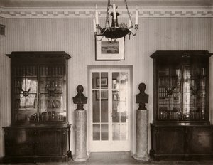 1910年代にロシアのサンクトペテルブルクにあるプーシキン帝国博物館。 作： Karl Kubesch