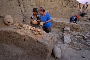 ウルケシュ、フリア帝国、シリア、紀元前2400年、ジョルジョ・ブチェッラーティ、マリリン・ケリー＝ブチェッラーティ...、2004年（写真） 作： Kenneth Garrett