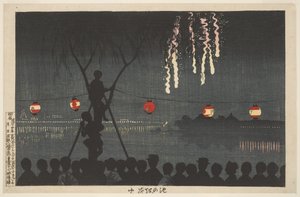池之端の花火（東京・隅田川沿い）