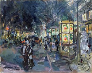 夜のパリジャン大通り（夜のパリジャン大通り）。 歩行者、広告キオスク (モリス柱)、樹木、照明を使用した、首都でのアニメーションの説明。 Konstantin Alexeyevich Korovin (Constantin Korovin) (1861-1939) による絵画 作： Konstantin Alekseevich Korovin