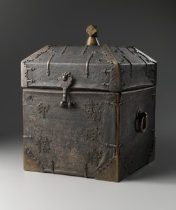 18世紀後半の公式シール用の箱（革と金属製の付属品を備えた木材） 作： Korean School