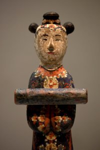 墓の装飾像。多色刷り木彫、朝鮮時代後期 作： Korean School