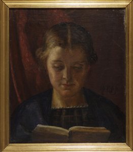 アーティストの妹であるエリザベート・ザールトマンが読書をしている