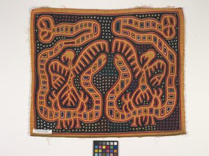 シャツパネル（モーラ）（写真） 作： Kuna Indian Culture