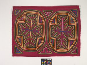シャツパネル（モーラ）（写真） 作： Kuna Indian Culture