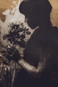  作： 