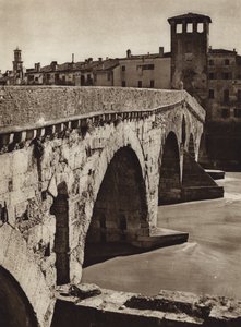 イタリア：ヴェローナ（白黒写真） 作： Kurt Hielscher
