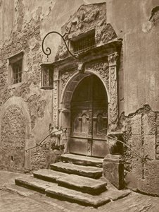 Rothenburg o d T、Portal des alten Rathauses。 ローテンブルク・オン・ザ・タウバー、旧市庁舎の出入り口 (白黒写真) 作： Kurt Hielscher