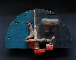 無題（木造） 作： Kurt Schwitters