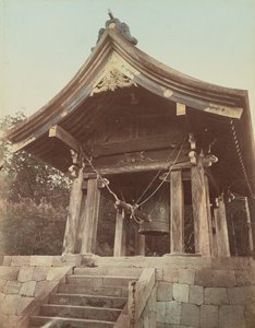 三仏手鈴、日光 作： Kusakabe Kimbei