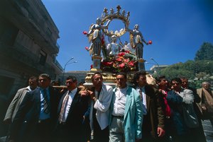 イタリア・カラブリア州ボヴァ市のサン・レオ祭(写真)