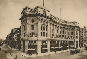 イーストインディアハウス、ニューリージェントストリートのリバティーズ個別間口、c1935。 作： Lemere