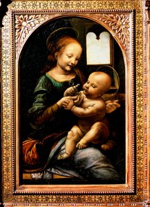 花とマドンナ、マドンナベノワ、1478年。 作： Leonardo da Vinci
