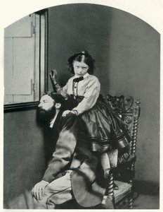 窓際、c1860s、1948。 作： Lewis Carroll